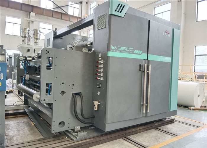 Công suất 200 - 400 kg / giờ Máy sơn lớp phủ ép Max. Tốc độ sơn 200 M/min
