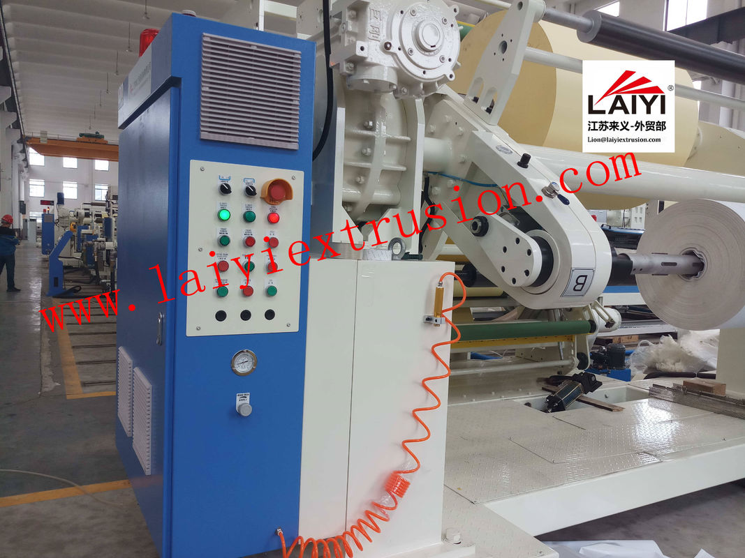 Máy phủ giấy thân thiện với môi trường với máy đùn loại nâng tự động
