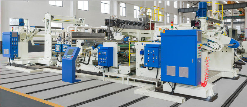 1200-1600mm Tốc độ cao PE phim nhựa máy mài tự động, đơn / hai mặt trắng và xanh dương
